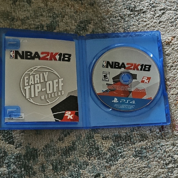 NBA2K 18 for PS4 - Picture 2 of 3